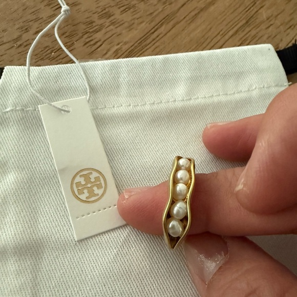 Tory Burch Jewelry - Tory Burch Gold Plated Sculpted Ring